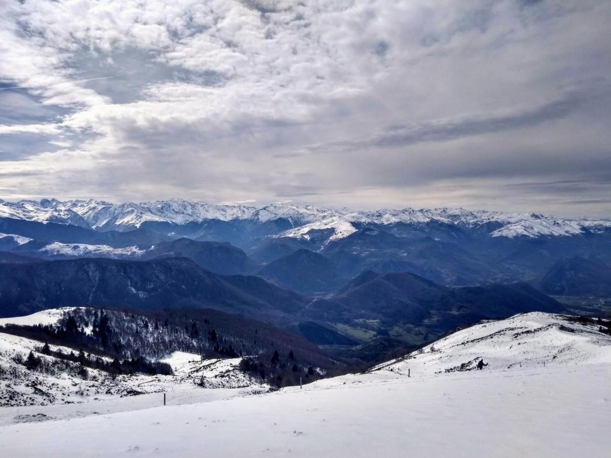 شقة Le Nopal Bleu Tarascon-sur-Ariège المظهر الخارجي الصورة
