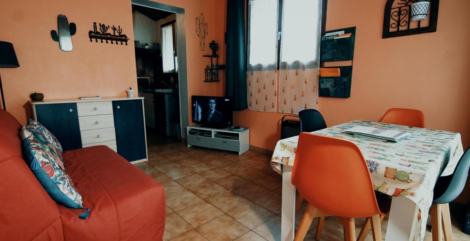 شقة Le Nopal Bleu Tarascon-sur-Ariège المظهر الخارجي الصورة